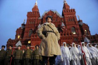 Москва с небывалым размахом отмечает 864-летие