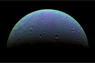 NASA знайшло атмосферу на льодяному супутнику Сатурна
