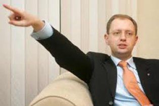 Яценюк хочет отчета Януковича в Раде о газовых переговорах с Россией