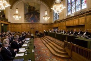 Власти Нидерландов признали виновными в массовых убийствах