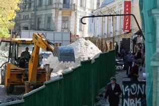 Андреевский спуск закроют для проезда до июня 2012 года