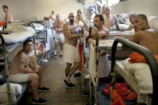 В Каліфорнії оголосили голодування 12 тисяч ув'язнених