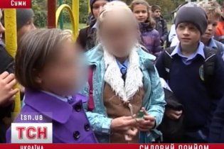 Школьники об избиении депутатом 11-летнего мальчика: толкнул и начал избивать ногами