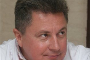 Син Азарова розповів, як у людей відбирали бізнес за допомогою його прізвища