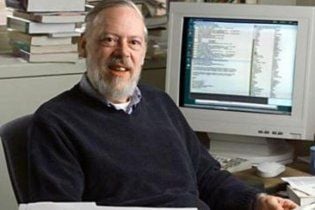 Помер піонер комп'ютерних наук - творець UNIX та мови C