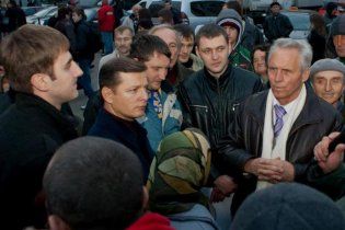 Ляшко не пустили в клуб в Попасной на Луганщине