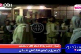 В Интернете появилось видео тайных похорон Каддафи