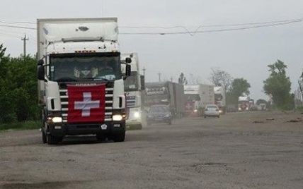 30 вантажівок гумдопомоги доставили на Донеччину з Швейцарії
