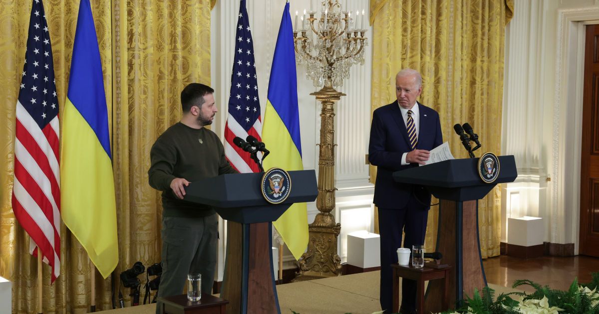 Байден про війну: "Триста днів народ України показує Росії і всьому світу свою сталеву сутність"