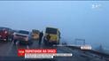 На Закарпатті пасажирський автобус завис над прірвою