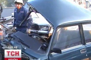 У Запоріжжі на греблі Дніпрогесу в ДТП загинули дві жінки