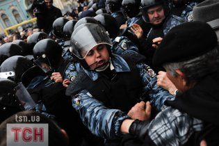 Чернобыльцы под Радой кричали "Вот Юля, б ..., придет - она вам покажет!"