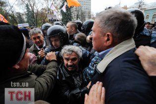 В столкновениях под Радой ранен беркутовец