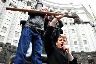 Чернобыльцев на штурм Кабмина снова поднимал Ляшко