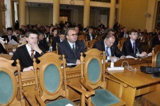 Львівським депутатам набридли немісцеві губернатори