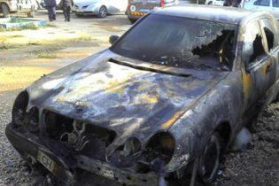 У Севастополі невідомі підпалюють автівки