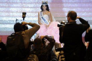 "Мисс Мира 2011" стала венесуэльская красавица