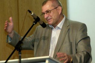 Профспілки дістались "у спадок" правій руці Хари