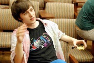 Умер 22-летний студент, который создал альтернативу Facebook