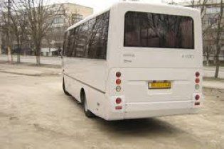 На Донеччині загорівся автобус із 26 пасажирами