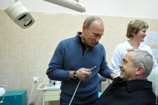 Путин пригрозил губернатору зубным буром