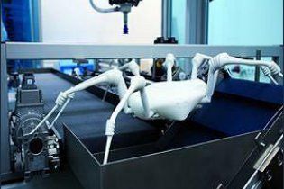 Немцы создали высокотехнологичного робота-паука