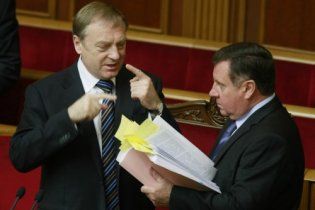 Рада приняла закон о госслужбе от Януковича