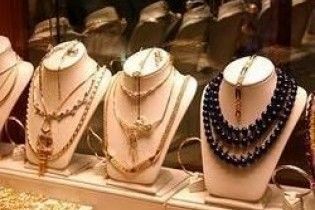 У Британії обіцяють 1,16 млн євро за інформацію про грабіжників прикрас