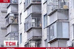 Налоговая проверит, откуда люди берут деньги на квартиры