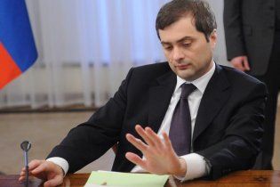 Аннексию Крыма мог организовать "серый кардинал" Кремля Сурков - The Daily Beast