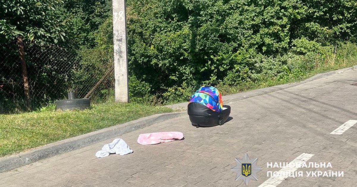 Младенец на обочине