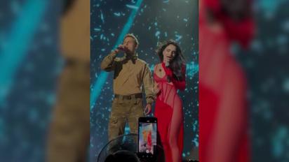 Анна Трінчер довела до сліз чуттєвим дуетом з військовим