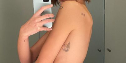 Очень смело: обнаженная Кайя Гербер показала новую татуировку