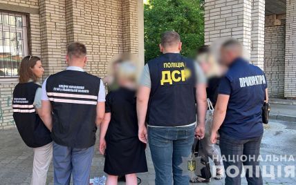 У Львові затримали росіянку, яка нелегально відправляла чоловіків за кордон: фото