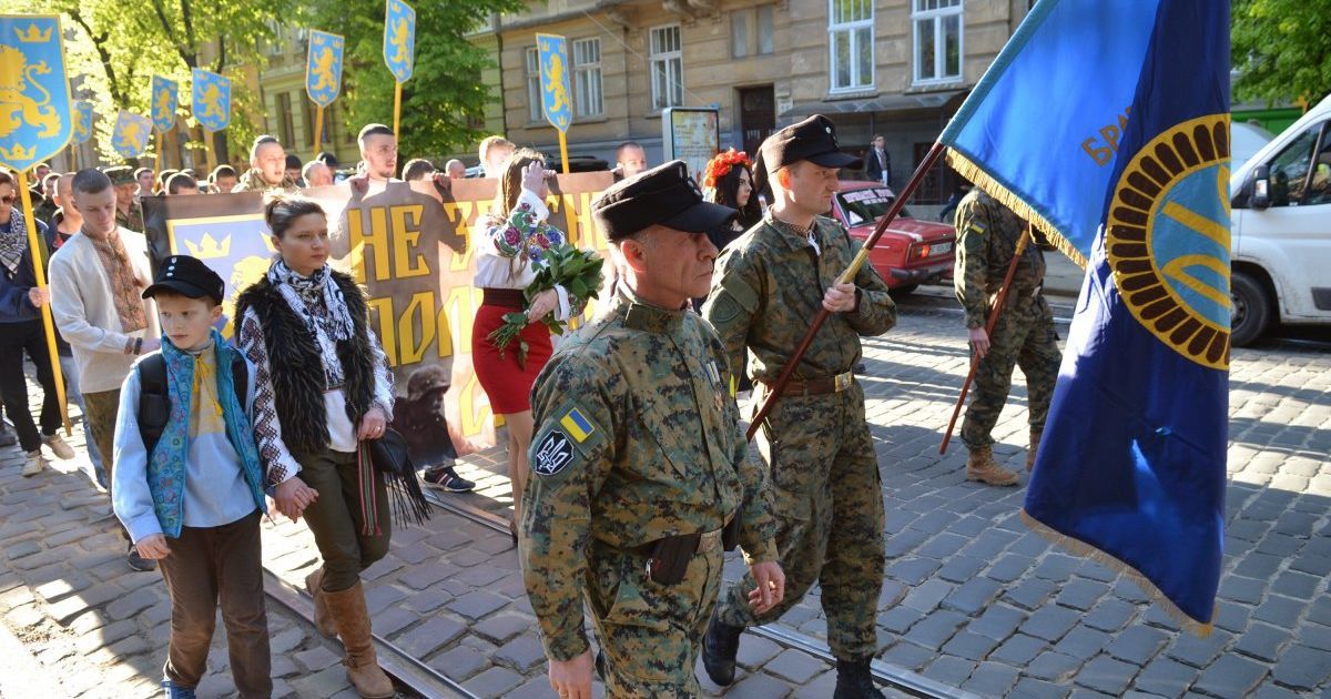 марш вишиванок, дивізія СС_13 / © УНИАН