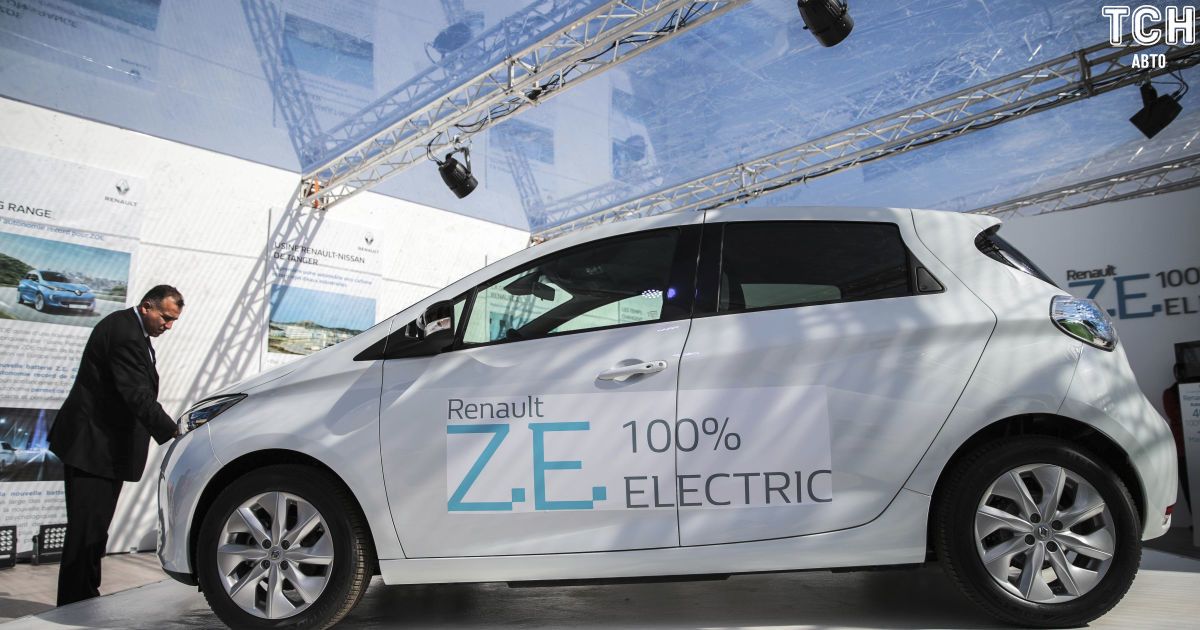 Оновлений Renault Zoe отримає батарею потужнішу, ніж у Nissan Leaf