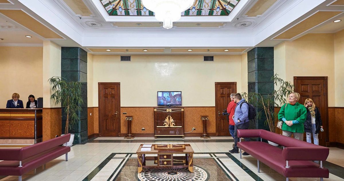 На киевском железнодорожном вокзале открыли зал отдыха для военных