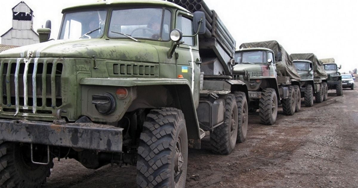 Україна здійснила чотири етапи відведення важкого озброєння