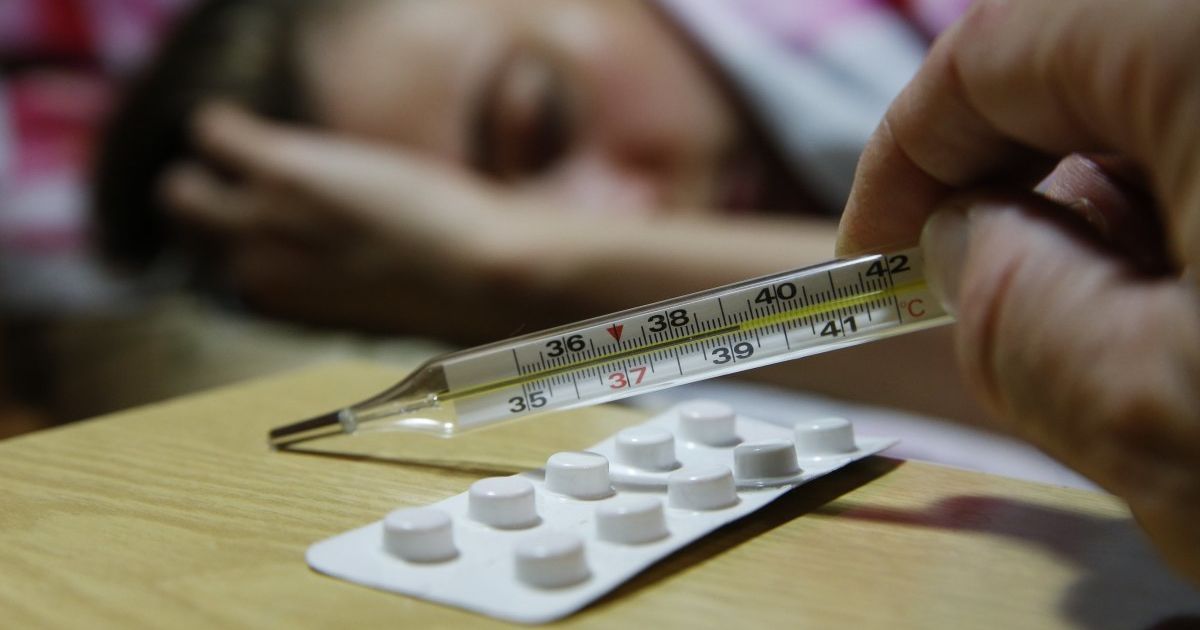 В Минздраве объяснили, что делать, если подхватил ОРВИ и стоит ли принимать антибиотики