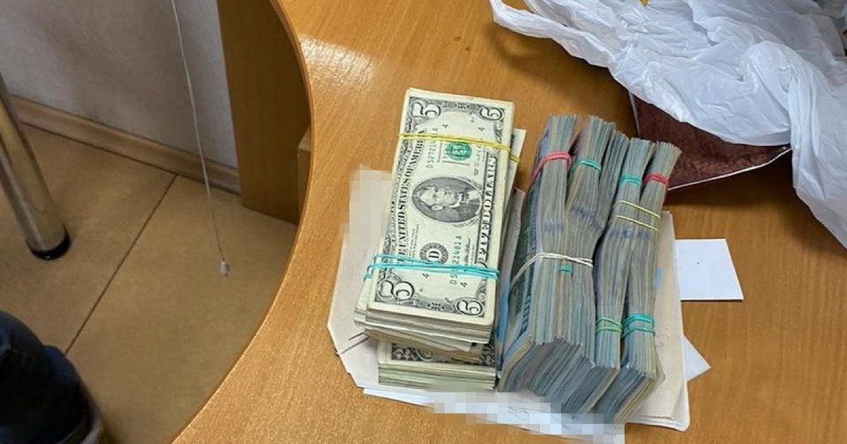 конвертаційний центр переводив гроші клієнтів до РФ_5 / © Служба безпеки України
