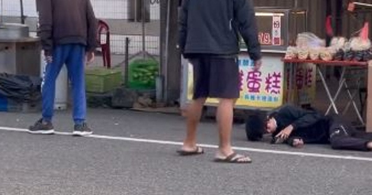 Чоловік знепритомнів після укусу змії