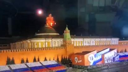 Кремль пылает: появилось видео ночной атаки по резиденции Путина