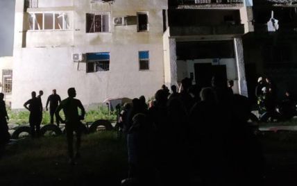 "Місце, де ми мали ночувати": який вигляд має база відпочинку на Одещині після ракетного удару (відео)