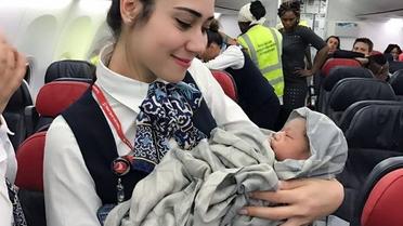 екіпаж Turkish Airlines прийняв пологи_1 / © Turkish Airlines / Facebook