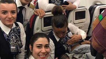 екіпаж Turkish Airlines прийняв пологи_2 / © Turkish Airlines / Facebook