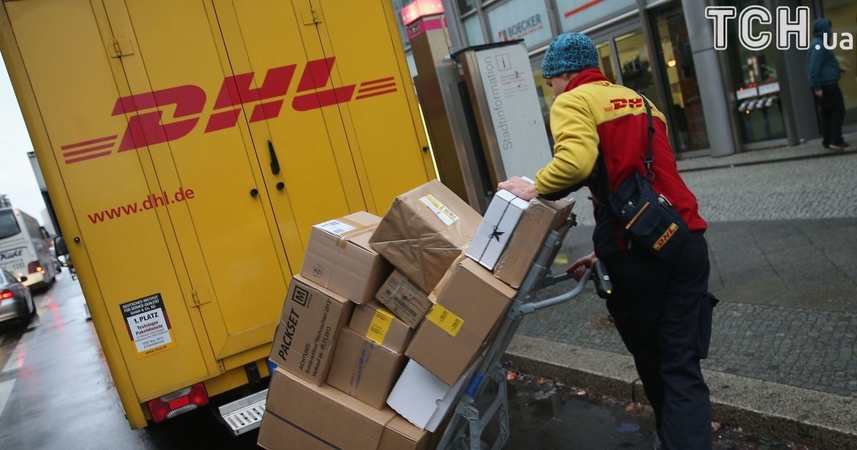 Немецкая DHL работает в Крыму: в компании нашли лазейку