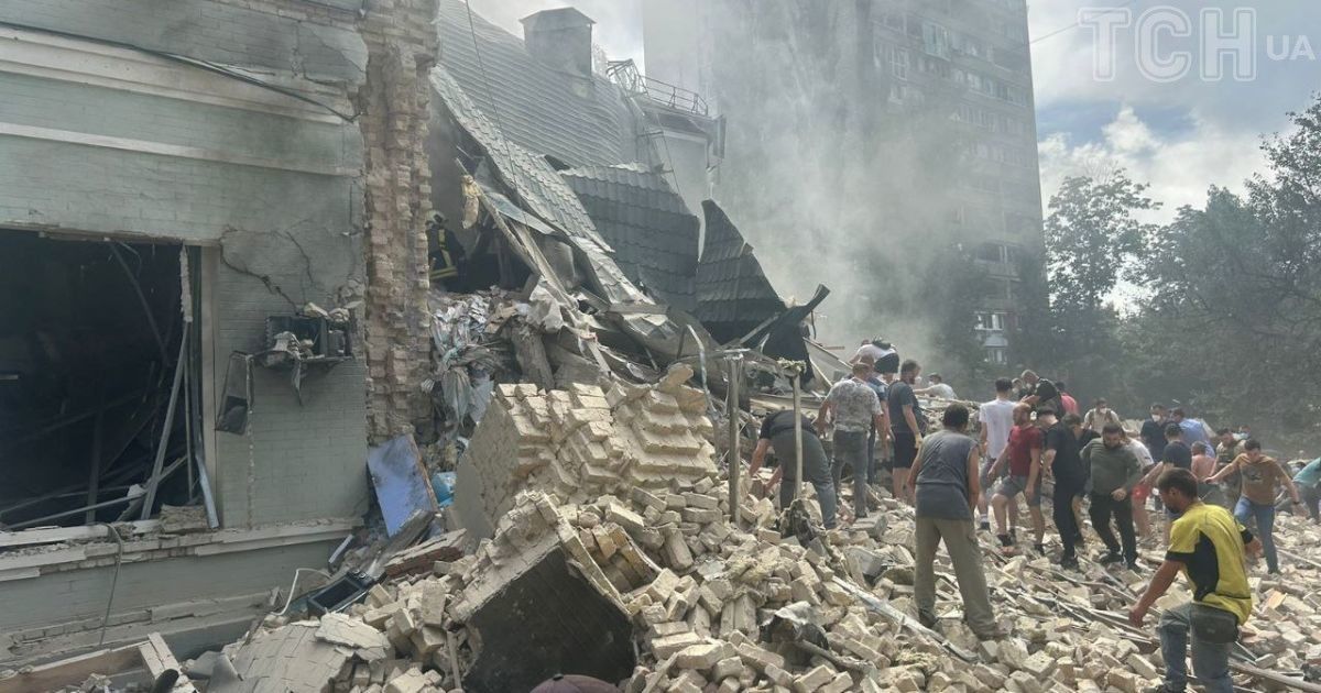 Під час атаки 8 липня в Києві влучили в одне з приміщень дитячого медичного закладу "Охматдит".