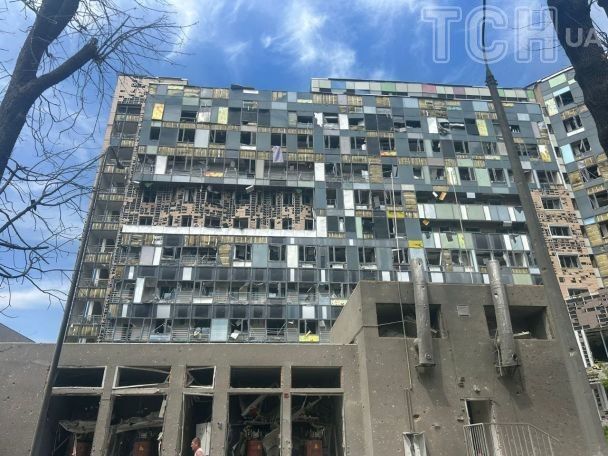 Во время атаки 8 июля в Киеве попали в одно из помещений детского медицинского учреждения "Охматдет". / © ТСН