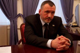 В Україні зареєстрували першого кандидата в президенти