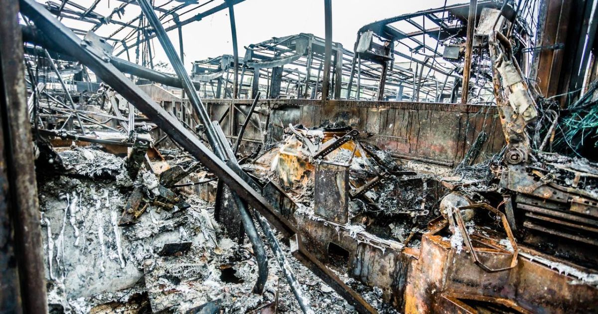 Ракетний обстріл Дніпра: рятувальники знайшли тіло другої загиблої людини (фото)